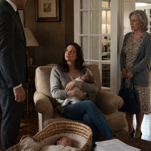 When My Husband Dropped Divorce Papers on Our Newborn’s Blan - image 1